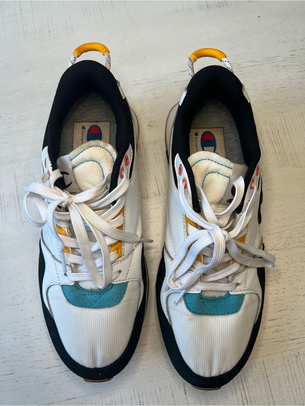 Champion Retro Sneakers - Picture 3 of 8